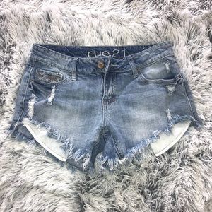 rue 21 fringed jean shorts